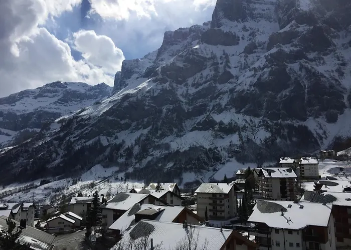 公寓 Haus Rothorn, Swiss Alps 洛伊克巴德